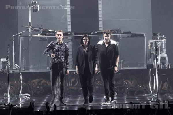 THE XX - 2017-02-14 - PARIS - Zenith - Romy Madley Croft - Oliver Sim - James Thomas Smith